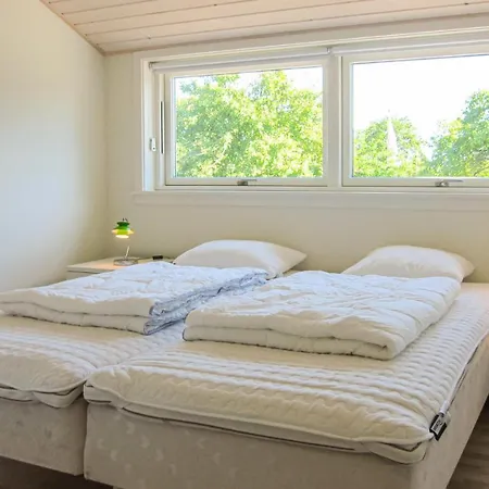 Stunning In Hébergement de vacances Allinge-Sandvig