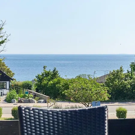 Awesome In With House Sea View Dom wakacyjny